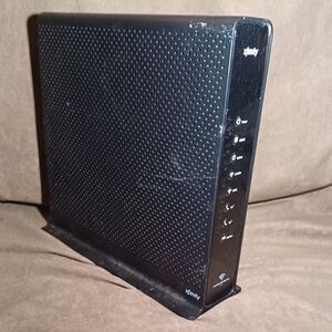 Xfinity ARRIS TG1682G  2.4/5ghz AC Cable Modem Router